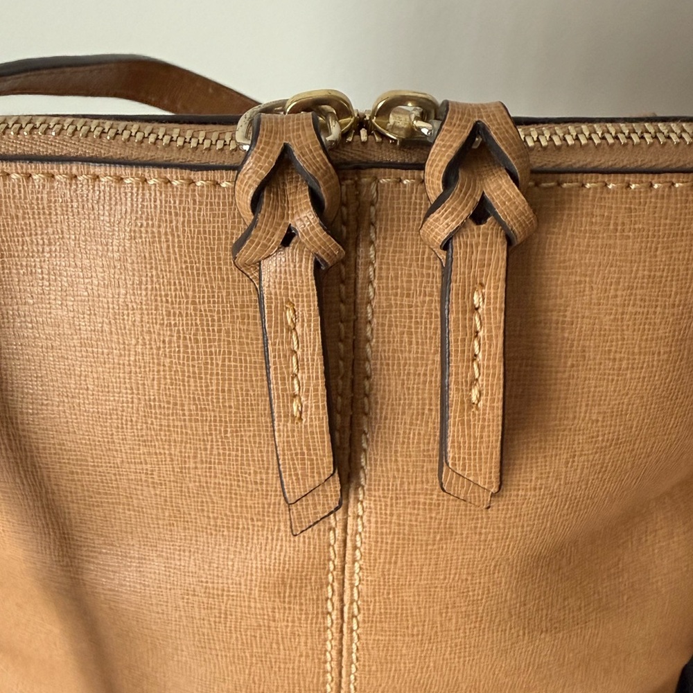 Dooney & Bourke Trixie Crossbody Bag New - Picture 5 of 13